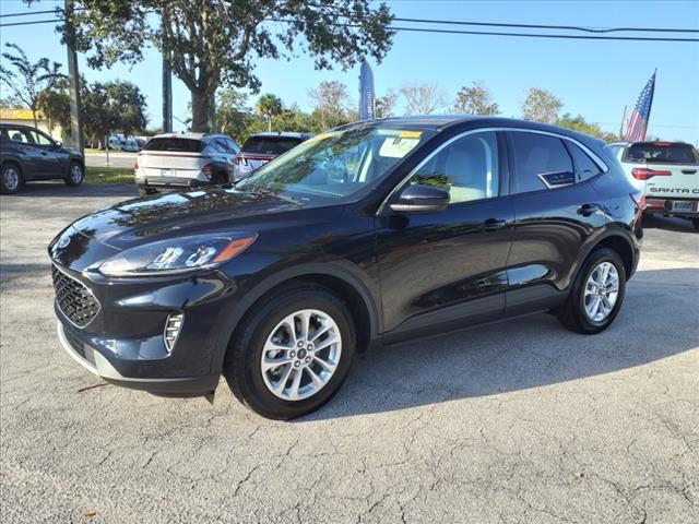 2021 ford escape se