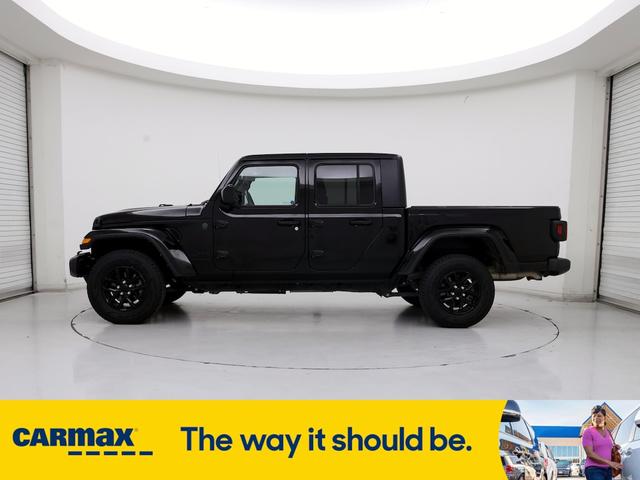 2022 jeep gladiator altitude