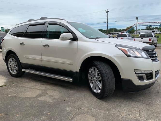 used 2013 chevrolet traverse fwd lt w/ 1lt collins, ms 39428 for sale in collins, mississippi