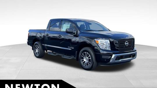 2024 Nissan Titan sv