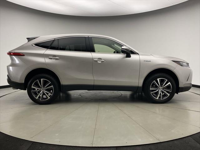 2021 toyota venza le
