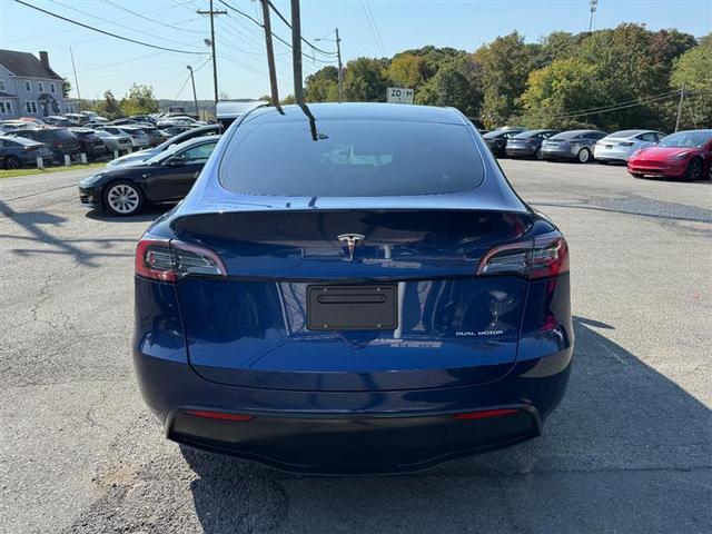 2022 tesla model y long range