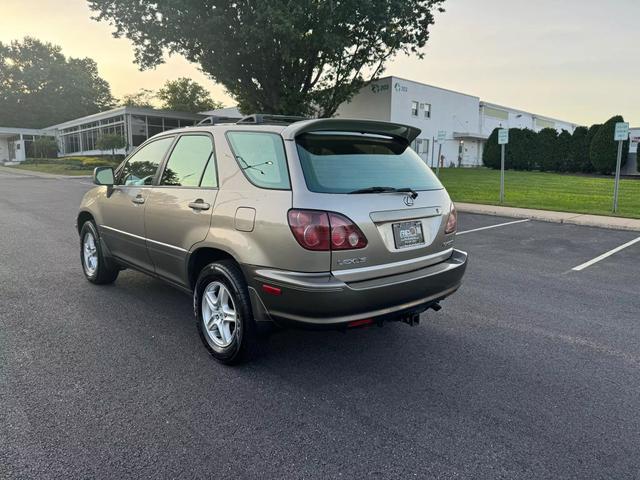 2000 lexus rx 300 base