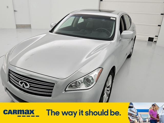 2013 infiniti m37