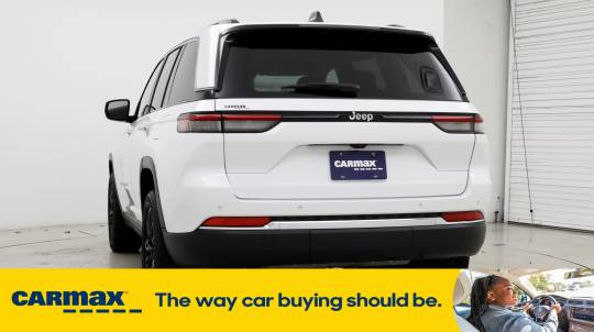 2022 Jeep Grand Cherokee