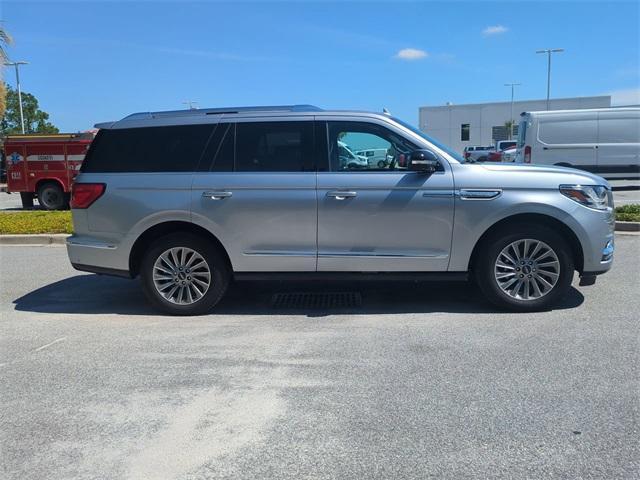 2020 lincoln navigator standard