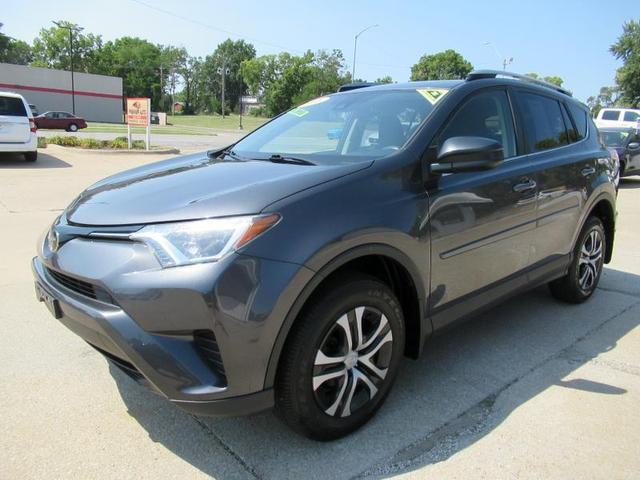 2018 toyota rav4 le