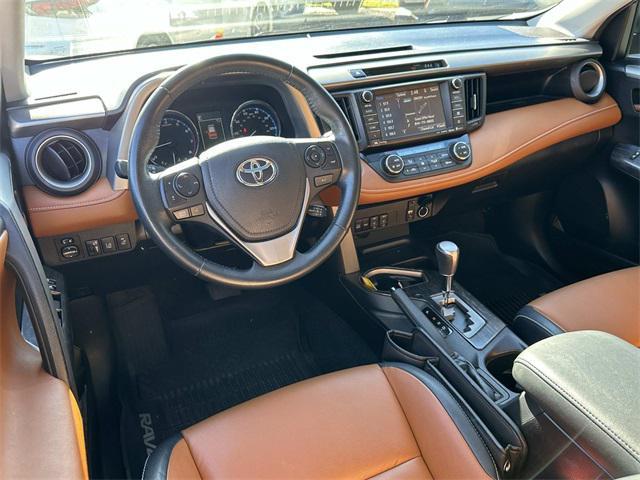2017 toyota rav4 platinum