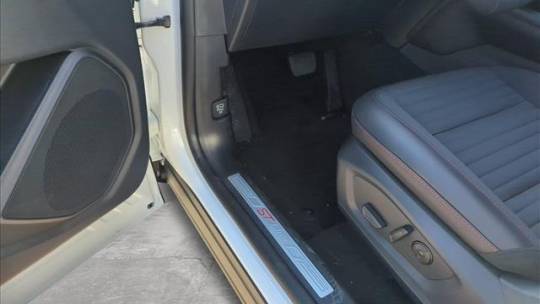 2025 Ford Explorer premium package, st-line street pack