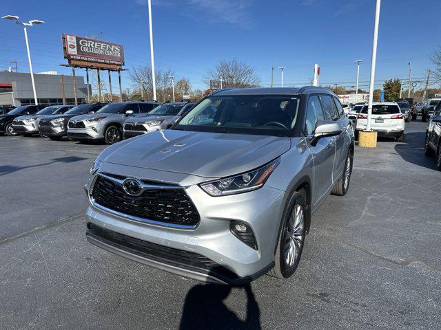 2021 toyota highlander platinum