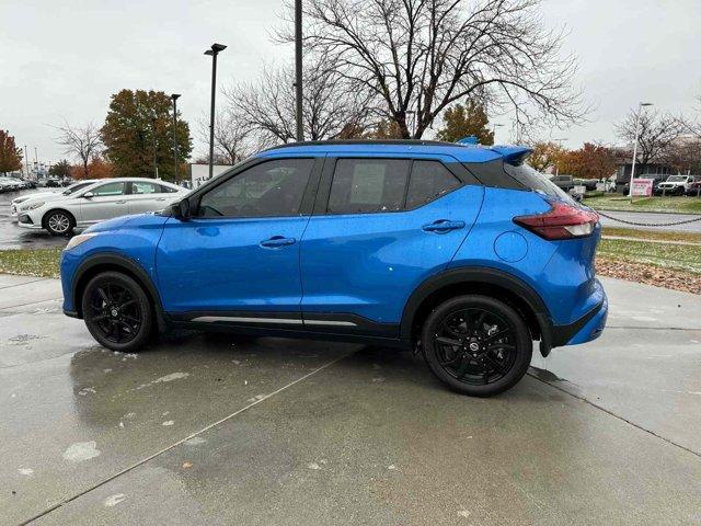 2021 nissan kicks sr
