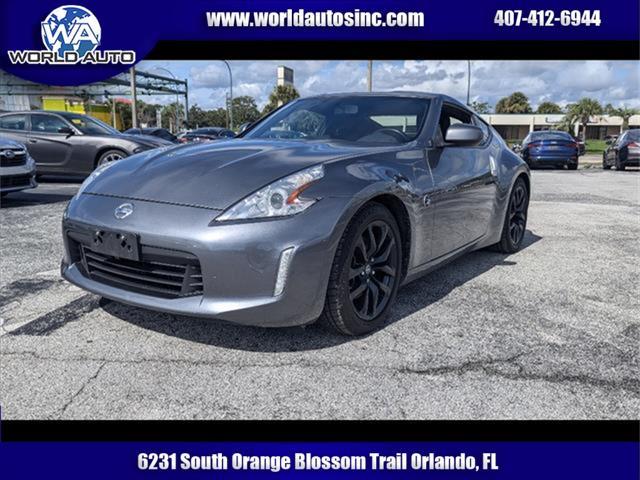 2017 nissan 370z base