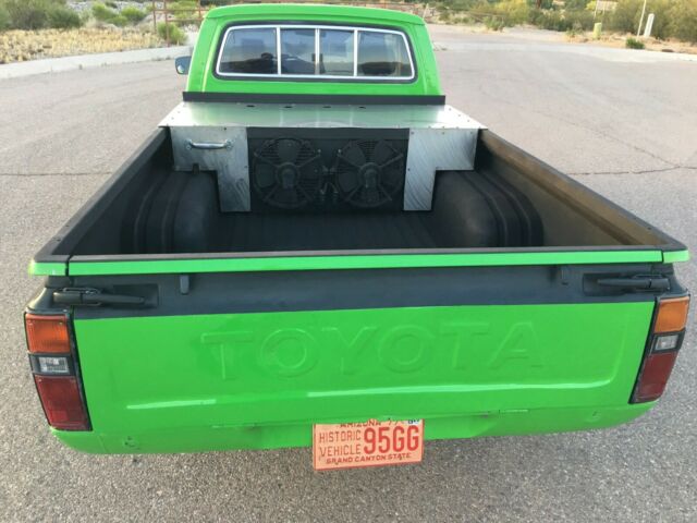 2uz-fe v8 with matched a340 automatic trans 8 inch w/ detroit posi rust free az