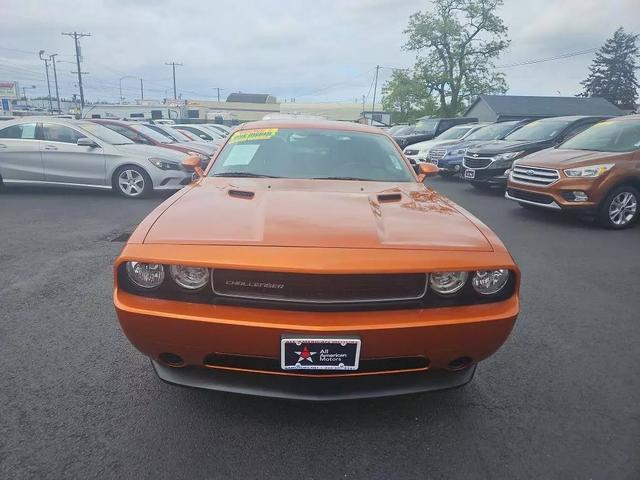 2011 dodge challenger base