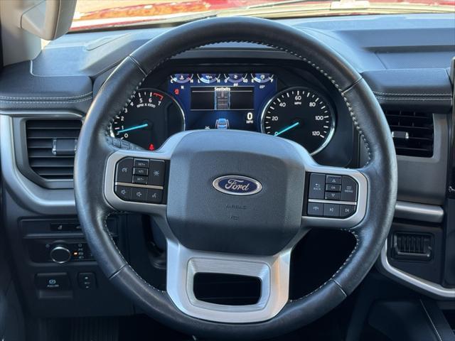 2022 ford expedition xlt