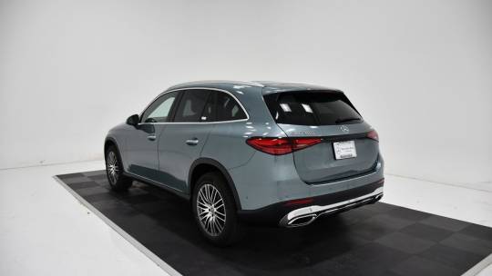 2025 Mercedes-Benz GLC