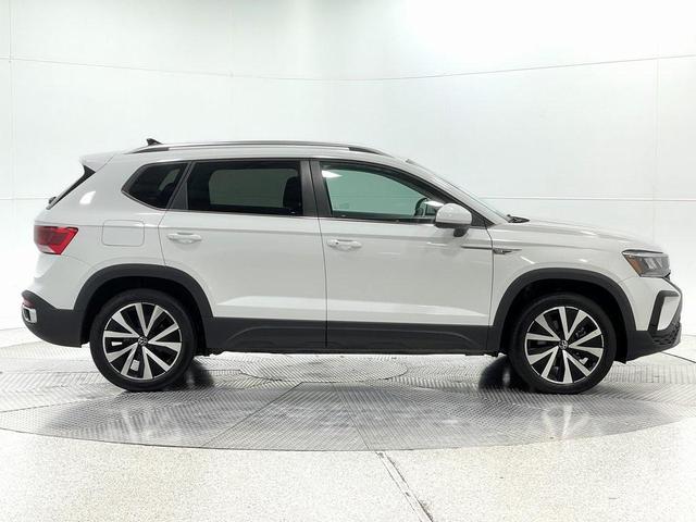 2024 volkswagen taos 1.5t se