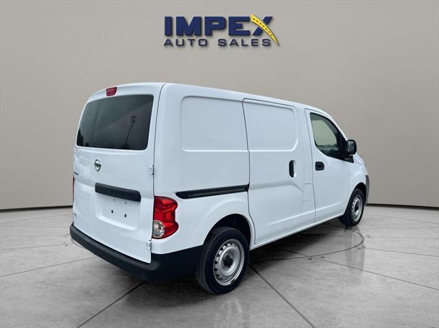 2014 nissan nv200 s