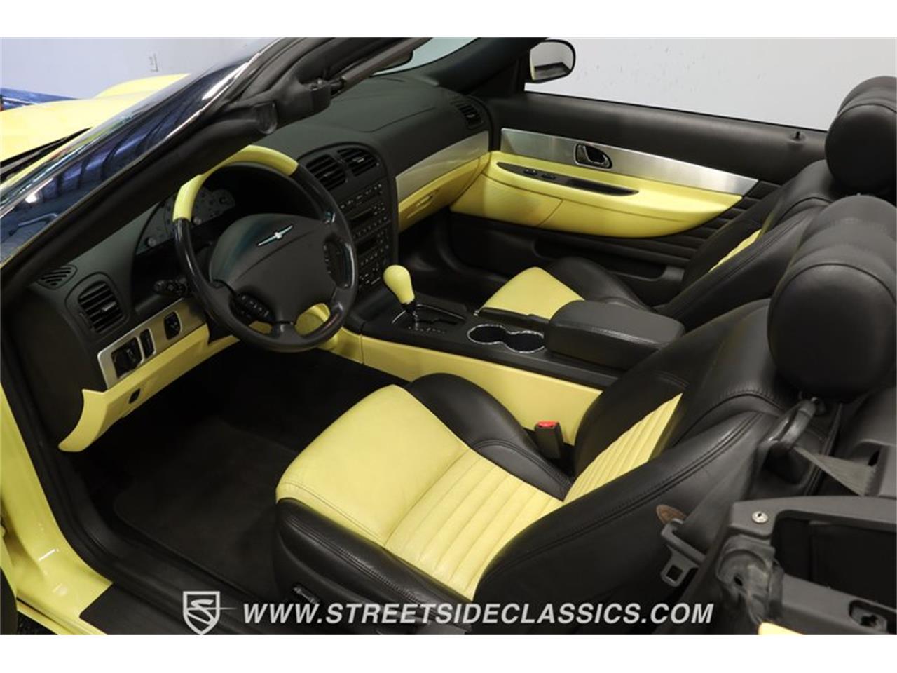 2002 ford thunderbird