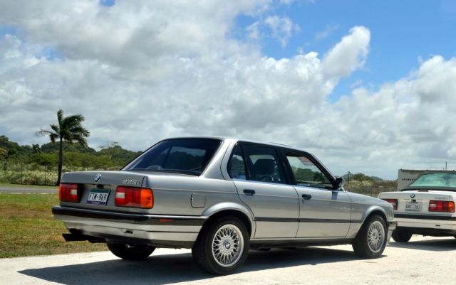 1989 e30 bmw 325i 2.5l lachssilber, really nice shape!!