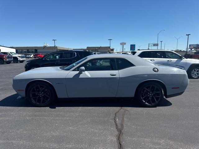 2022 dodge challenger r/t