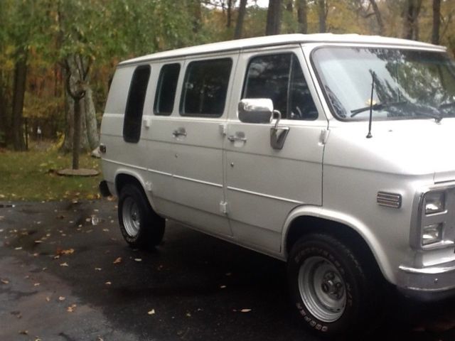 1991 chevy van 110" wb g20