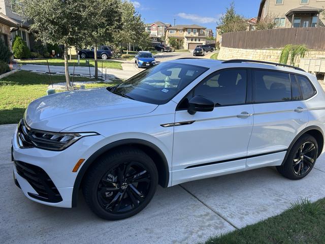 2024 volkswagen tiguan 2.0t se r-line black