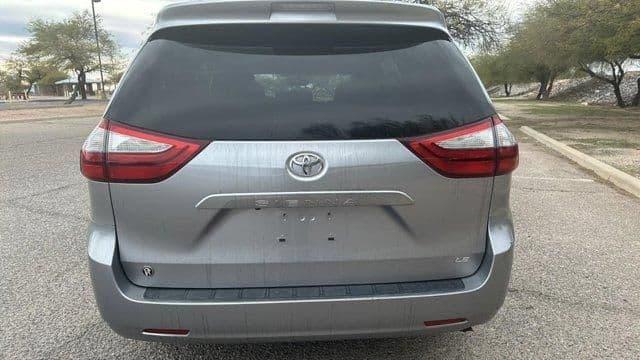 2017 toyota sienna le in tucson, arizona
