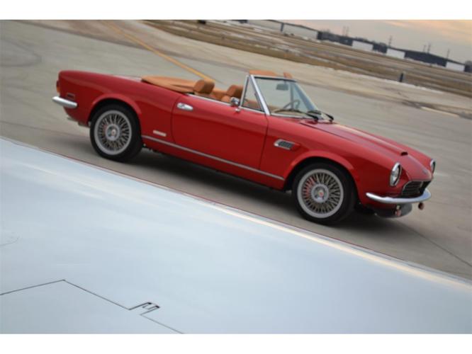2024 fiat 124 spider 2000 in wheeling, illinois