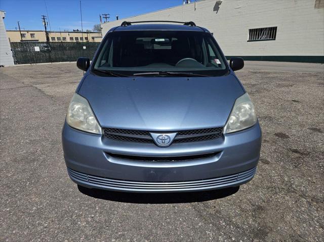 2005 toyota sienna le
