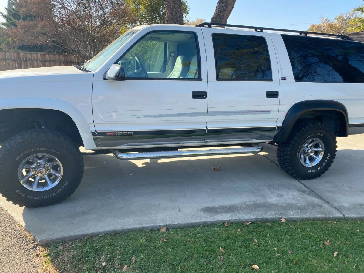 1994 low miles like new gmc k1500 suburban sle suv white 4wd automatic k1500