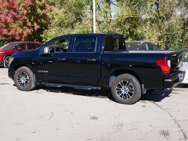 2024 nissan titan sv
