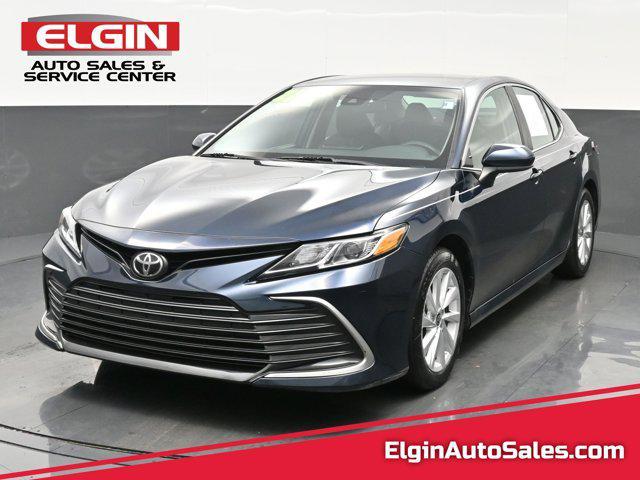 2021 toyota camry le