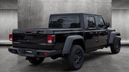 2024 Jeep Gladiator