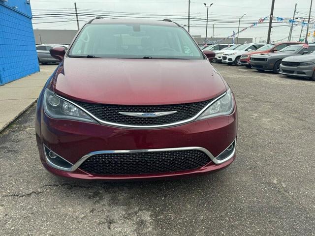 2018 chrysler pacifica touring-l plus