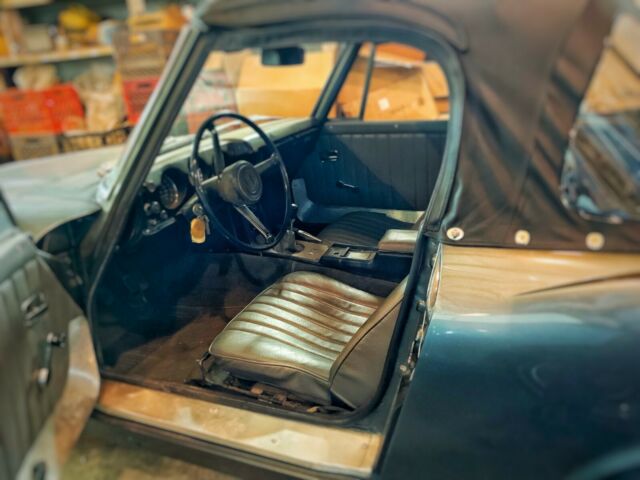 1970 datsun 2000 convertable