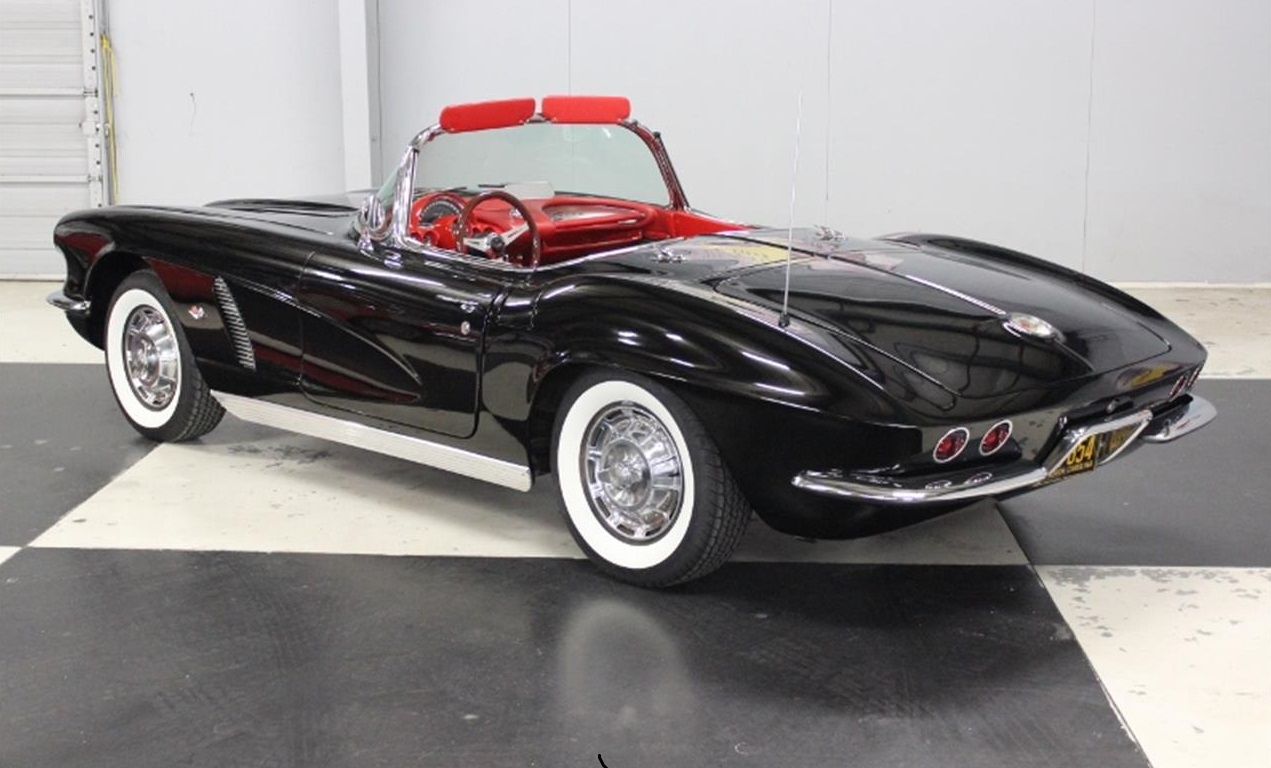 1961 chevrolet corvette