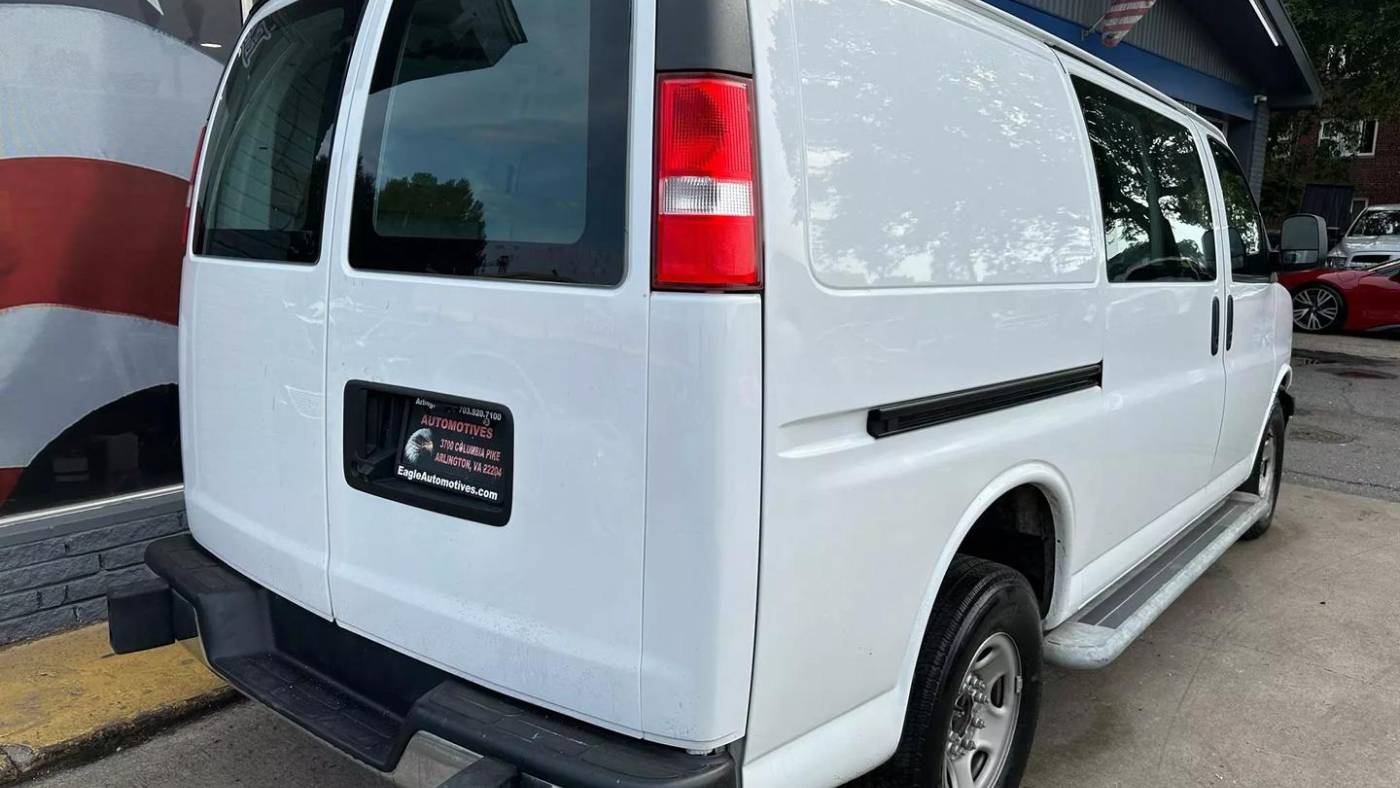 2019 gmc savana 2500