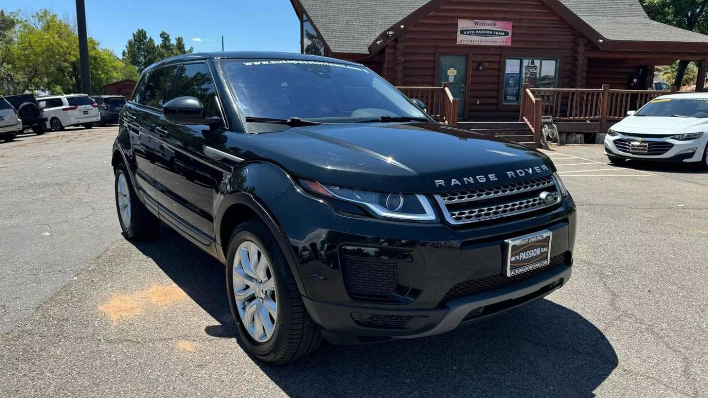 2019 land rover range rover evoque se
