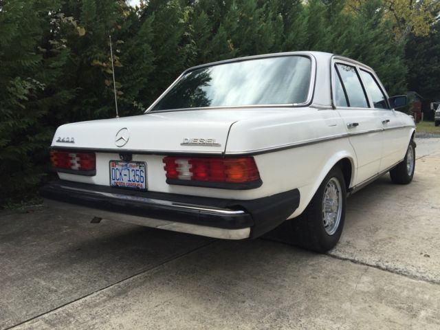 clean 1980 mercedes-benz 240d diesel 4spd sedan