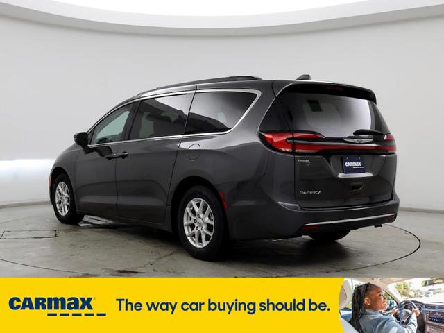 2022 chrysler pacifica touring l