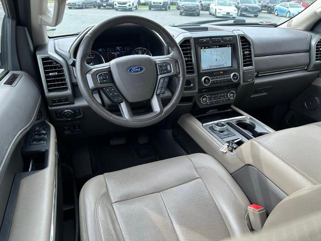 2018 ford expedition max xlt