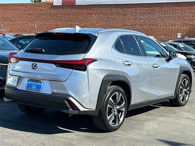 2023 lexus ux 250h base