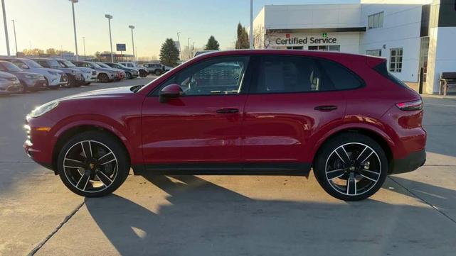 2021 porsche cayenne base