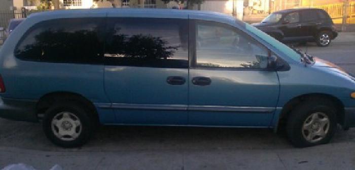 dodge caravan in dockweiler, ca