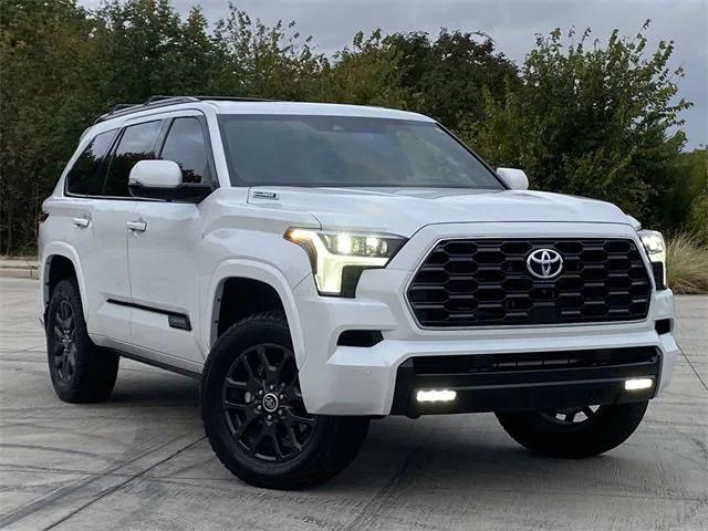2023 toyota sequoia sr5
