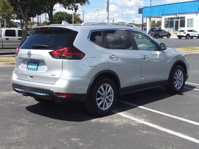 2020 nissan rogue sv