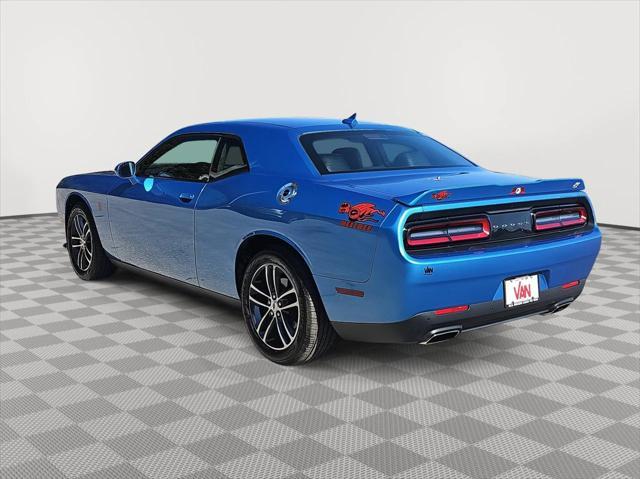 2019 dodge challenger gt