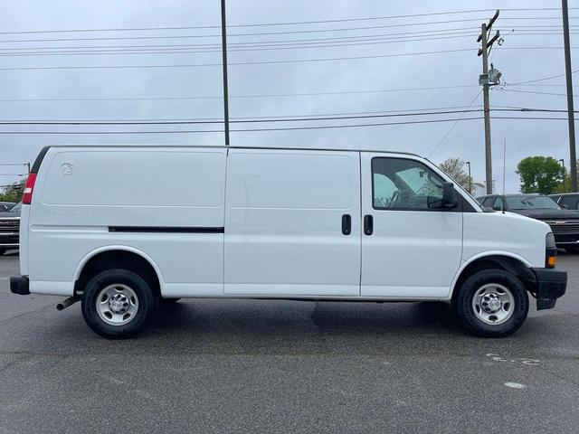 2023 chevrolet express 2500 work van