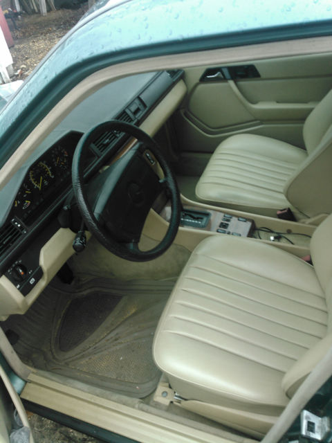 1989 mercedes-benz 300te base wagon 4-door 3.0l